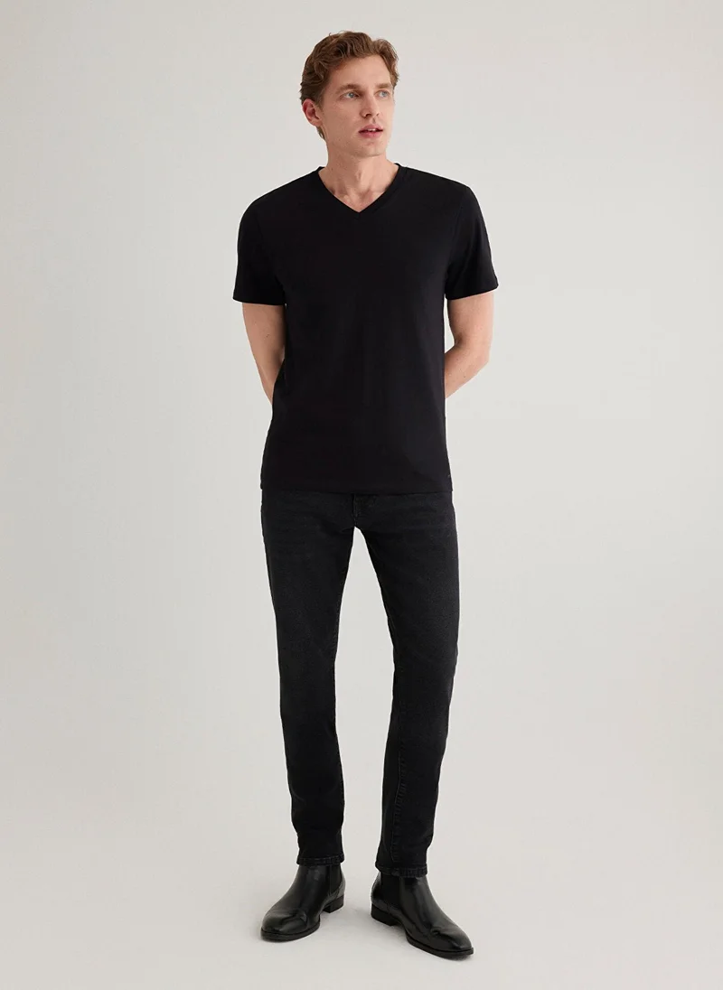 مافي Stretch V Neck Tee